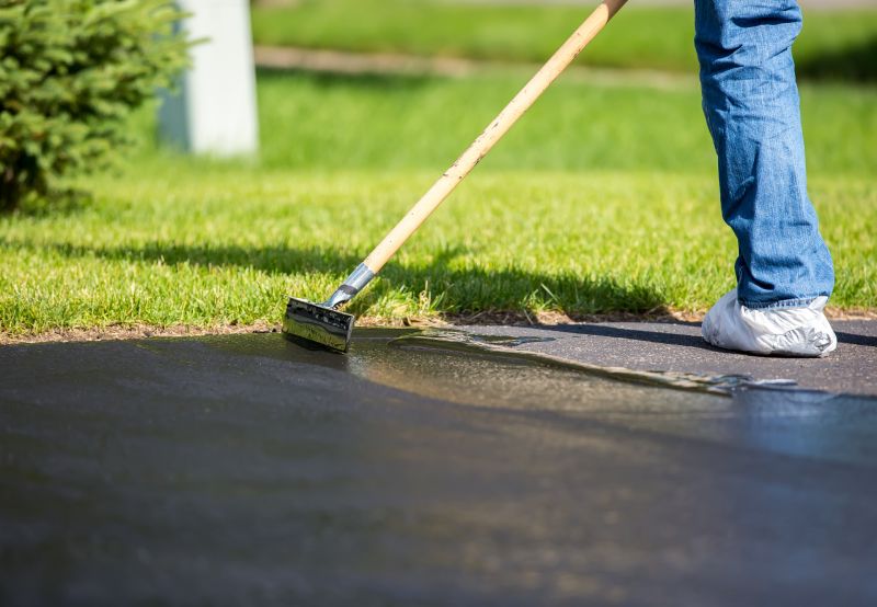 Tar Driveway Sealing in Sarasota, FL